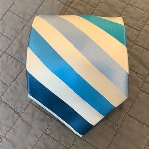 Croft and Barrow Blue and White Striped Tie